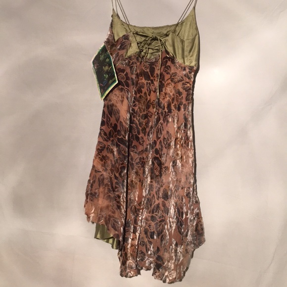 Lexa Vonn green satin & burnout velvet dress - Picture 7 of 8